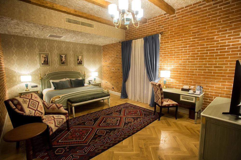 Sapphire Bayil Hotel Baku Exterior photo